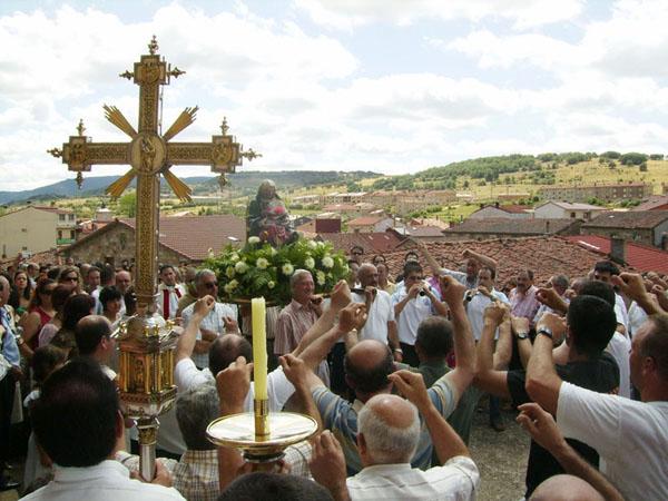 Fiestas en honor a Santiago, Sta Ana y Ntra Sra del Arroyal